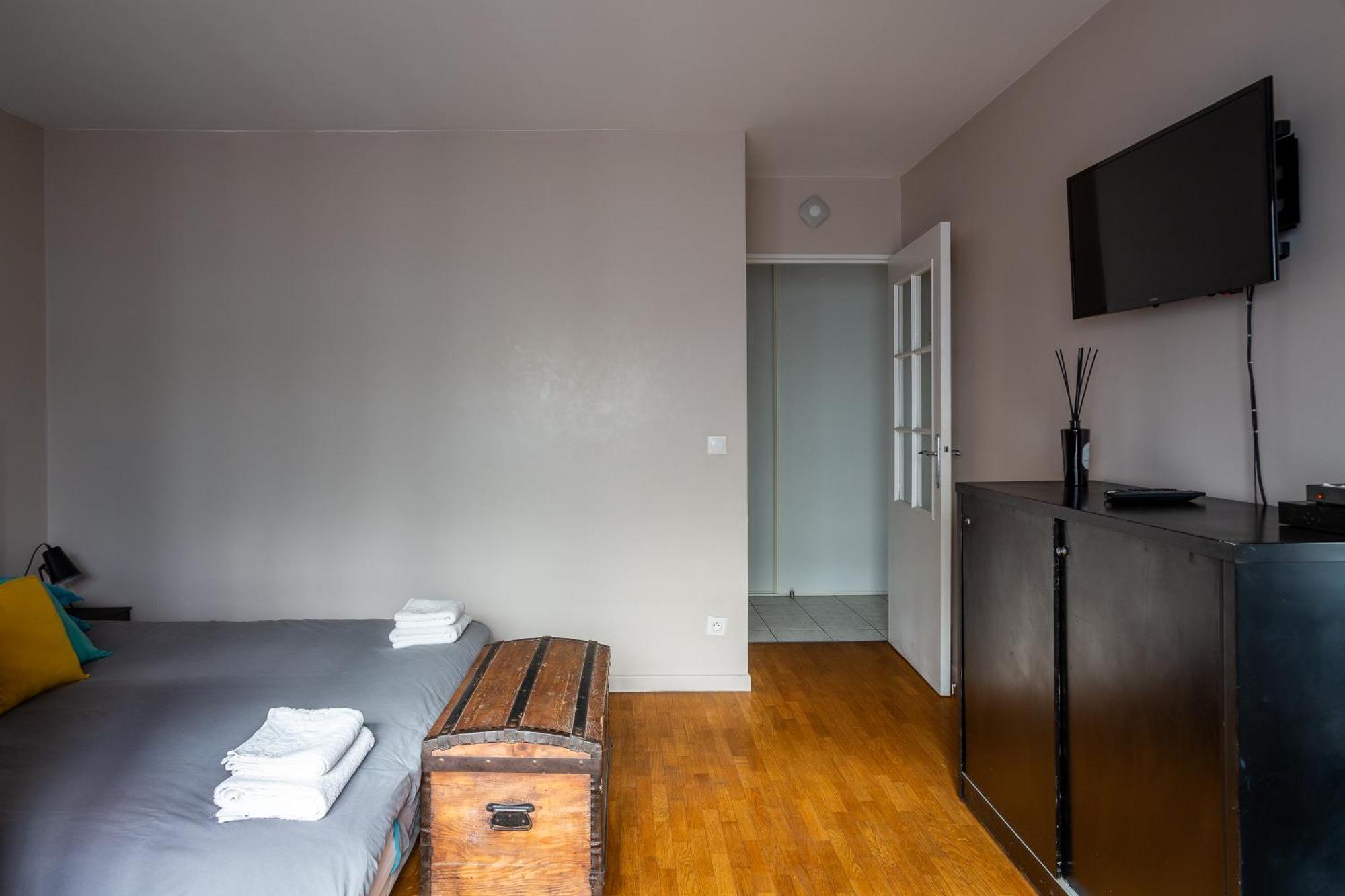 Studio Calme Et Accueillant Metro Charonne Paris Exterior photo